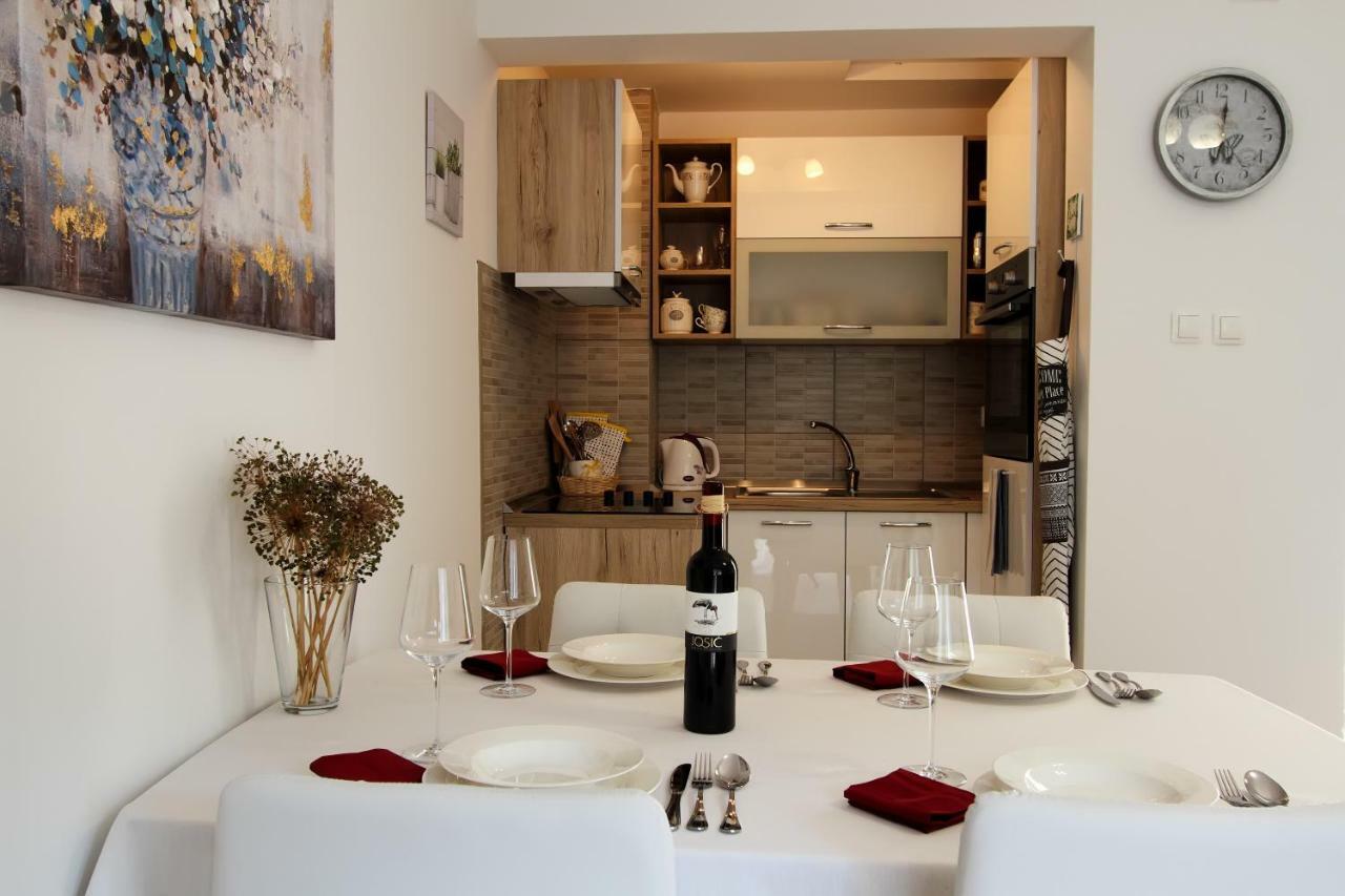 Apartman Ana Apartment Otočac Екстериор снимка